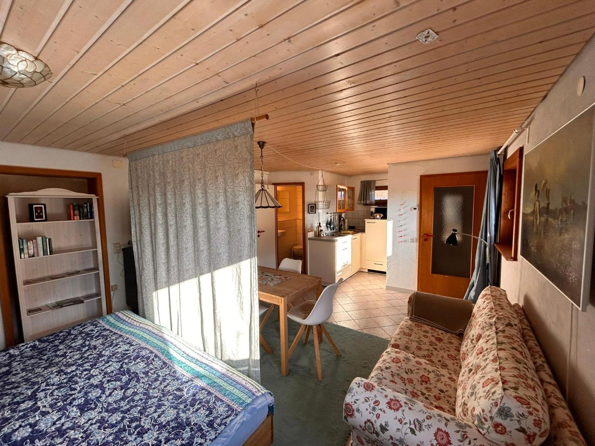 Blick In Den Garten Holzschlag Luaran gambar